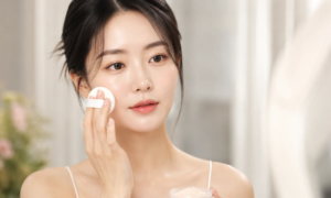 "My pores are gone" : this Laneige powder with an unexpected color is already the star of K-Beauty