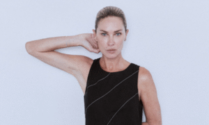 MANGO: this piece camouflages drooping arms and refines the silhouette (the result is stunning)