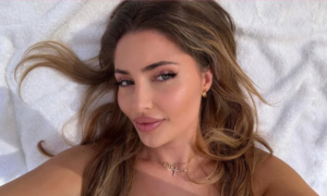 "I’m anti foundation in summer" : this tinted sunscreen SPF50+ effect "bare skin" protects dry and sensitive skin prone to sunburn against UVA/UVB