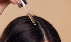 “I have thrown away all my hair products since I discovered this one”: this 9-in-1 repairing oil incorporates technology that takes care of the general health of the hair