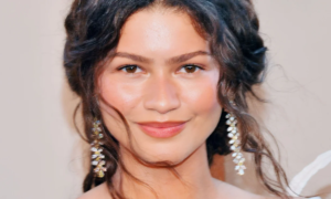 Zendaya dares them "ghost eyelashes" : this perfect beauty detail for the scorching summer