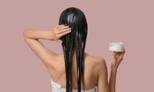 “I no longer use the word straw to describe my hair”: this mask made from 90% ingredients of natural origin repairs damaged hair and ends