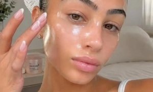 “My skin bounces like a bouncing ball”: this high-performance collagen serum plumps from the first use by restoring bounce