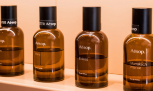 This mixed Aesop perfume with icy and spicy notes transforms rainy days into an anti-stress bubble