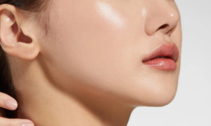 “My skin looks like crystal”: this clinically proven bio-collagen facial mask improves skin texture and leaves a flawless complexion