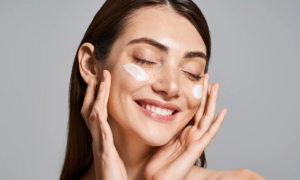 This dermatologist-tested Korean moisturizer is infused with one million advanced ceramide capsules and provides clinically proven hydration for up to 120 hours